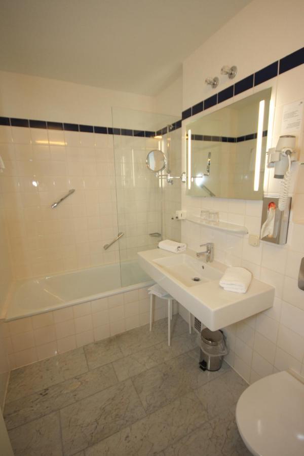 Veitshöchheim Hotel Am Main מראה חיצוני תמונה